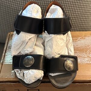 Taos Footwear Black Sandals with Silver Accents